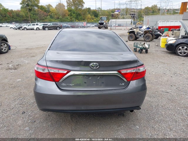 Toyota CAMRY LE 2015 4T4BF1FK6FR516209 Image 16