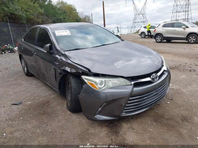 Toyota CAMRY LE 2015 4T4BF1FK6FR516209 Image 17