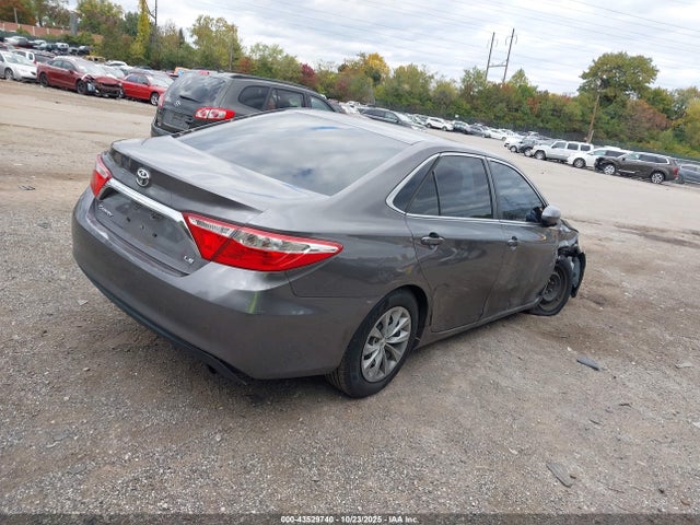 Toyota CAMRY LE 2015 4T4BF1FK6FR516209 Image 4