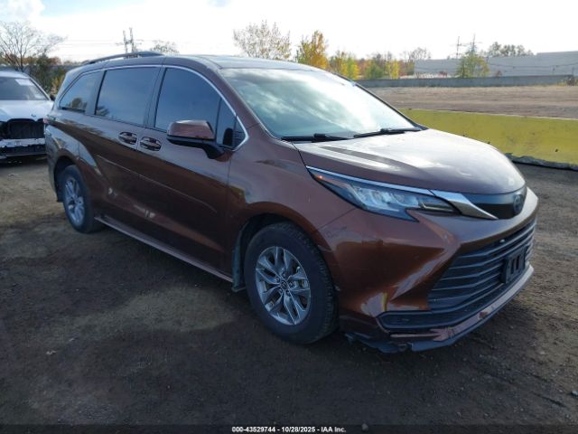 2023 TOYOTA SIENNA 5TDKSKFC2PS074608