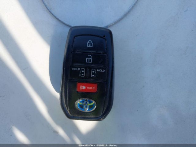 2023 TOYOTA SIENNA 5TDKSKFC2PS074608 Photo 10