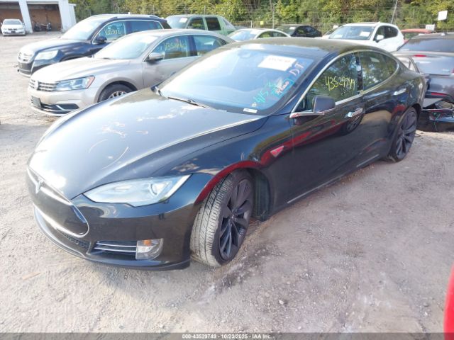 2015 TESLA MODEL S 5YJSA1E27FF110799 Photo 1