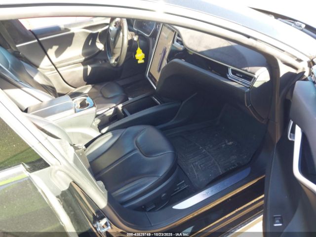 2015 TESLA MODEL S 5YJSA1E27FF110799 Photo 4