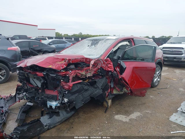 2025 CADILLAC OPTIQ 3GYK3BMR1SS230365 Photo 1