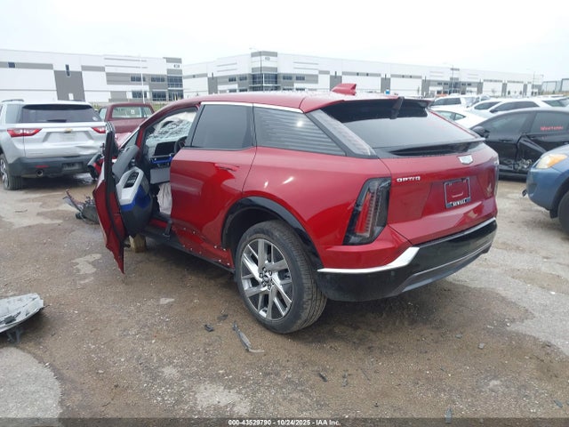 2025 CADILLAC OPTIQ 3GYK3BMR1SS230365 Photo 2