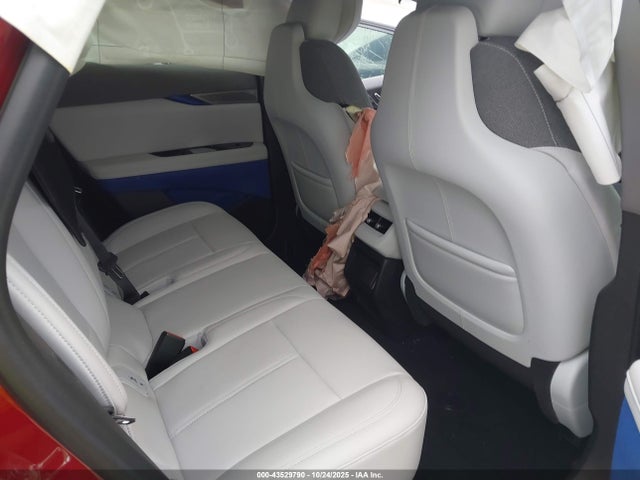 2025 CADILLAC OPTIQ 3GYK3BMR1SS230365 Photo 7