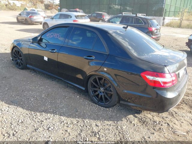 2010 MERCEDES-BENZ E 550 WDDHF9AB4AA180137 Photo 2