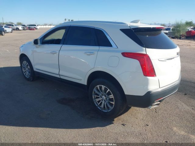 2017 CADILLAC XT5 1GYKNBRS2HZ310274 Photo 2