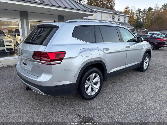 2018 VOLKSWAGEN ATLAS 1V2LR2CAXJC527805 Photo 3