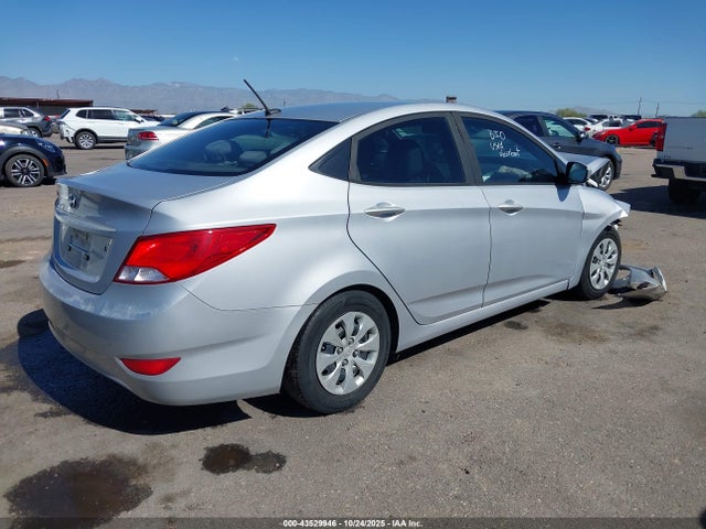 Hyundai ACCENT SE 2016 KMHCT4AE2GU096864 Image 4