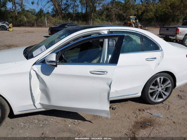 Mercedes-Benz C 300 2016 WDDWF4JBXGR137815 Image 6
