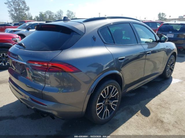 2023 MASERATI GRECALE ZN682AVM5P7429651 Photo 3