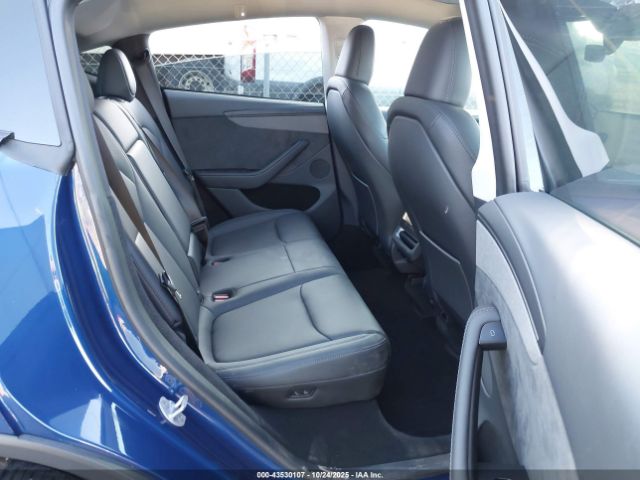 2026 TESLA MODEL Y 7SAYGDEE3TA447860 Photo 7