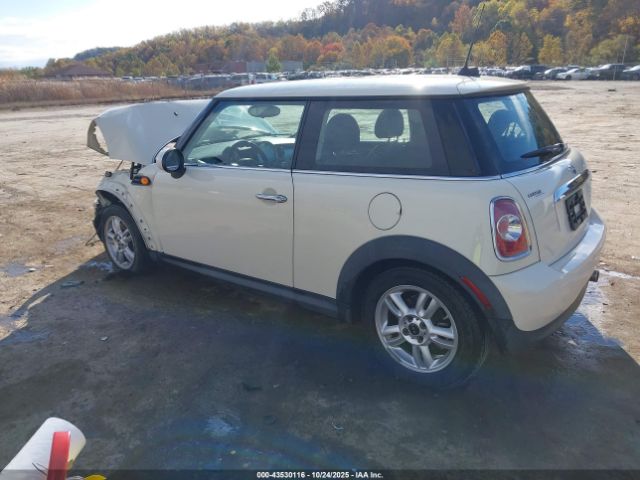 2013 MINI HARDTOP WMWSU3C54DT681349 Photo 2
