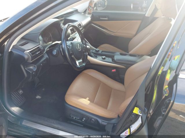 2017 LEXUS IS 200T JTHBA1D23H5060956 Photo 4