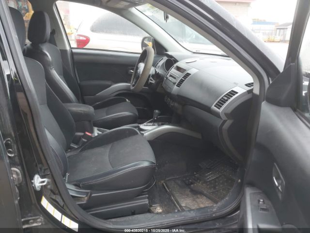2011 MITSUBISHI OUTLANDER JA4JT3AW1BU015290 Photo 4