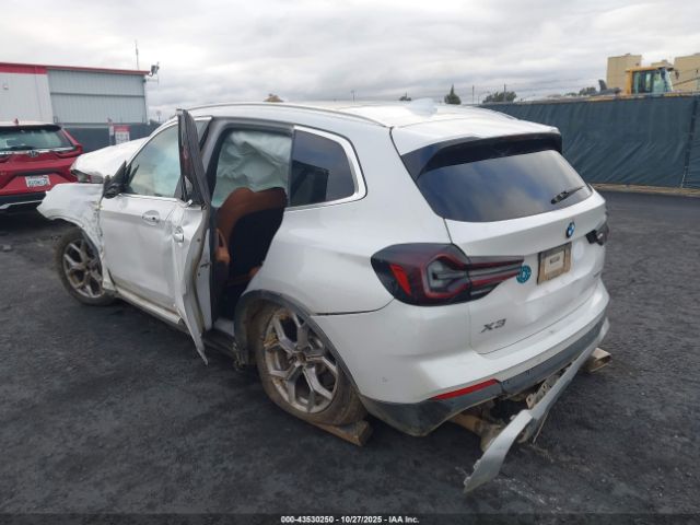 2023 BMW X3 WBX57DP08PN216239 Photo 2