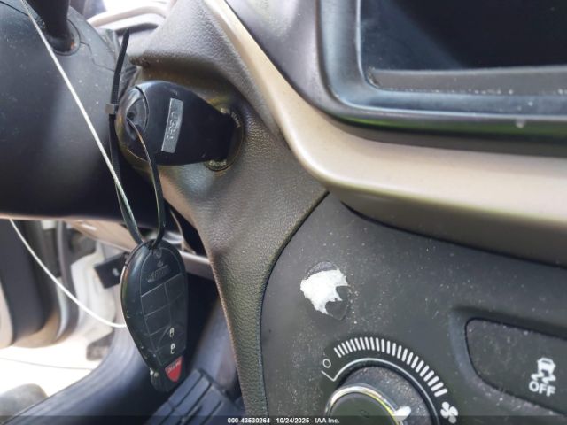 2018 JEEP CHEROKEE 1C4PJMCB6JD529415 Photo 10