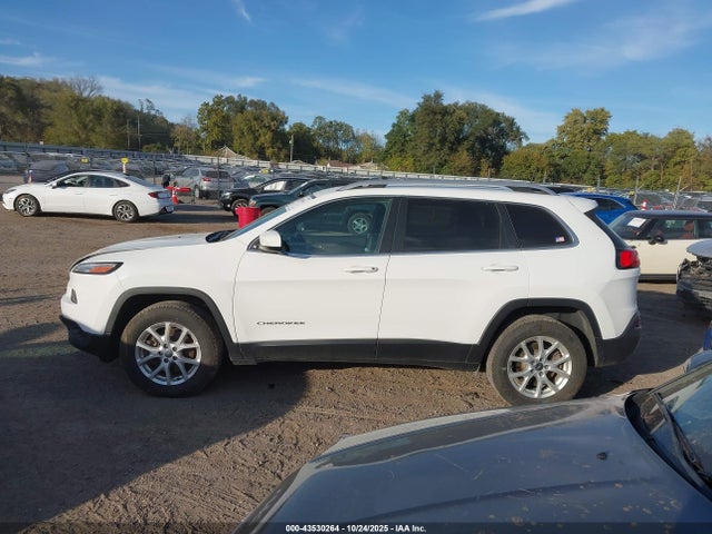 Jeep Cherokee Latitude 4x4 2018 1C4PJMCB6JD529415 Image 14