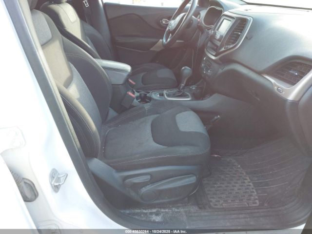 2018 JEEP CHEROKEE 1C4PJMCB6JD529415 Photo 4