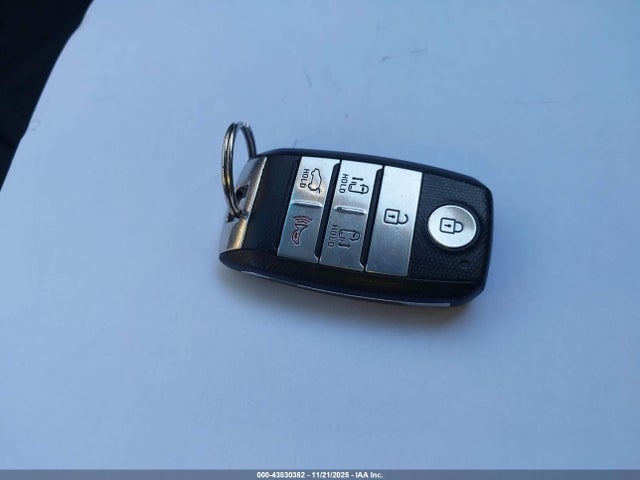KIA Sedona Sx 2015 KNDMC5C12F6079736 Image 11