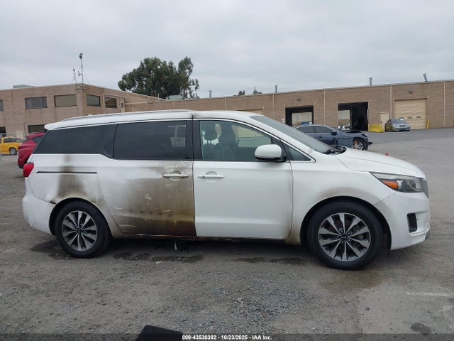 KIA Sedona Sx 2015 KNDMC5C12F6079736 Image 13