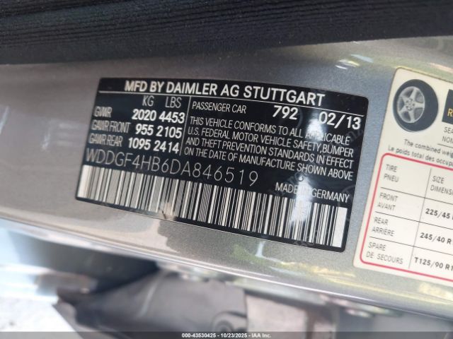 2013 MERCEDES-BENZ C 250 WDDGF4HB6DA846519 Photo 8