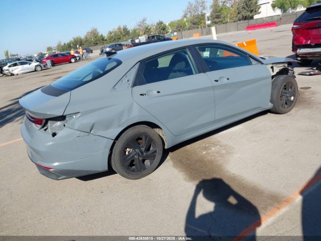 2021 HYUNDAI ELANTRA KMHLM4AG7MU177448 Photo 3