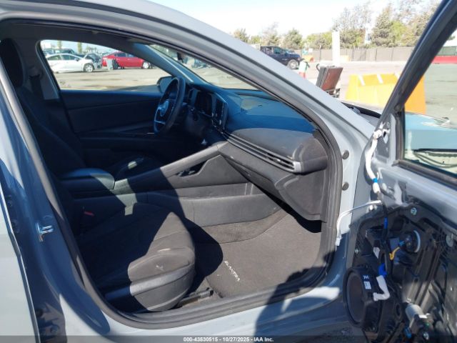 2021 HYUNDAI ELANTRA KMHLM4AG7MU177448 Photo 4