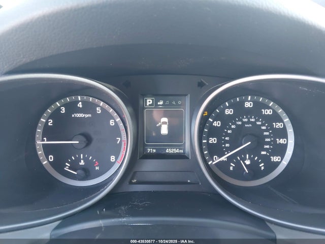 5NMZUDLB6HH012939 Hyundai SANTA FE S