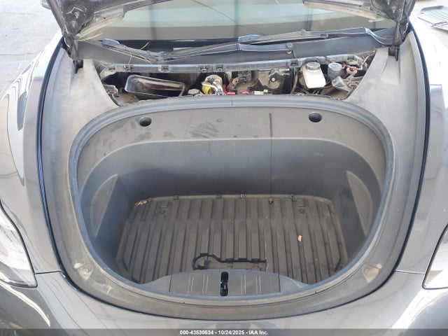 2023 TESLA MODEL 3 5YJ3E1EB7PF387592 Photo 9