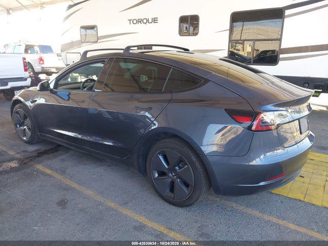 2023 TESLA MODEL 3 5YJ3E1EB7PF387592 Photo 2