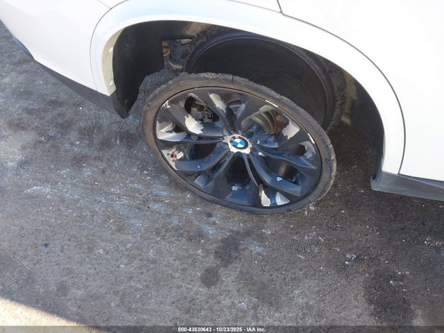 Продаж на аукціоні авто 2015 Bmw X5 Xdrive50i, vin: 5UXKR6C51F0J78256, номер лоту: 43530643