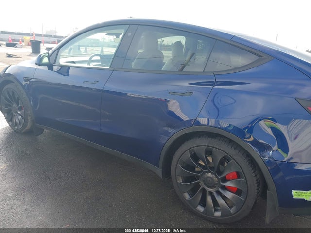 2022 TESLA MODEL Y 7SAYGDEF3NF561386 Photo 5