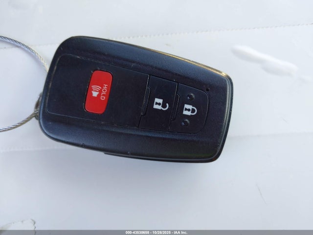 JTDKBRFU5H3047410 Toyota Prius Two