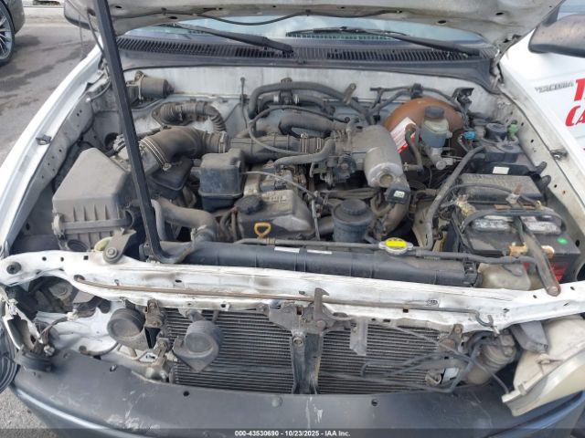 2001 TOYOTA TACOMA 5TENL42NX1Z728830 Photo 9