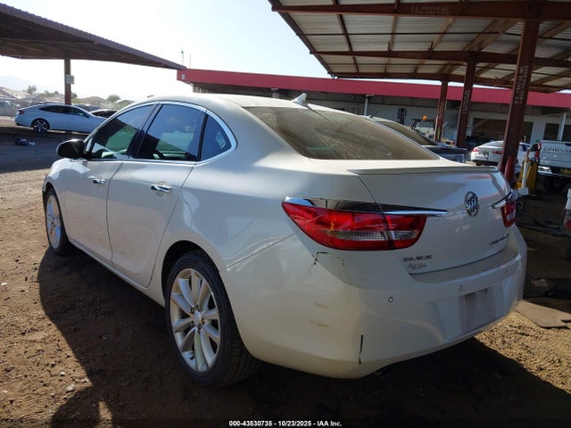 Buick Verano Premium Group 2014 1G4PT5SV5E4124837 Image 3