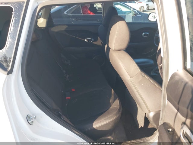 KIA Soul 2016 KNDJN2A21G7844471 Image 8