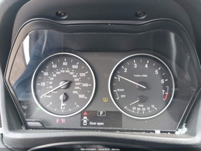 2017 BMW X1 WBXHT3Z30H4A52084 Photo 6