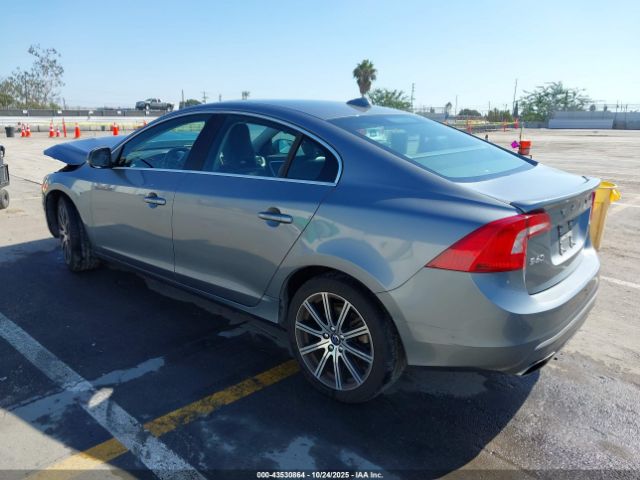 2016 VOLVO S60 INSCRIPTION LYV402FK4GB113601 Photo 2