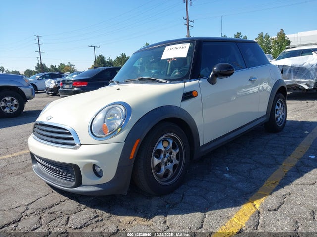 2013 MINI HARDTOP WMWSU3C50DT679002 Photo 1