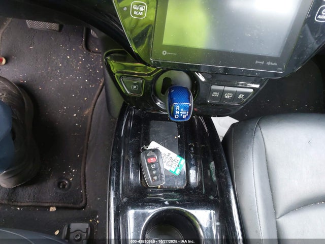 Toyota Prius Prime Premium 2018 JTDKARFP9J3087055 Image 11