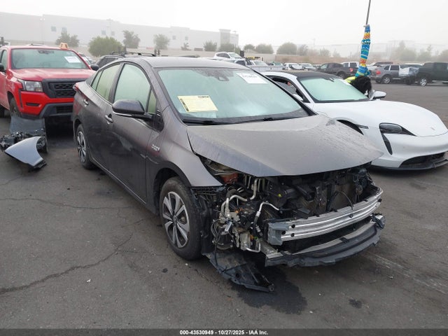 Toyota Prius Prime Premium 2018 JTDKARFP9J3087055 Image 14