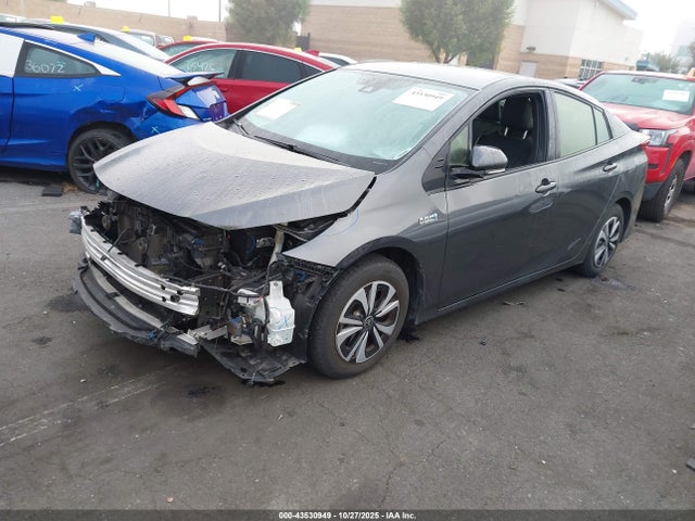 Toyota Prius Prime Premium 2018 JTDKARFP9J3087055 Image 2