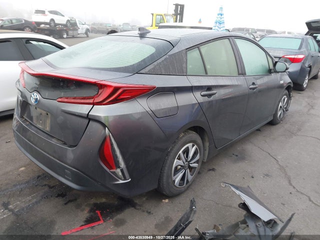 Toyota Prius Prime Premium 2018 JTDKARFP9J3087055 Image 4