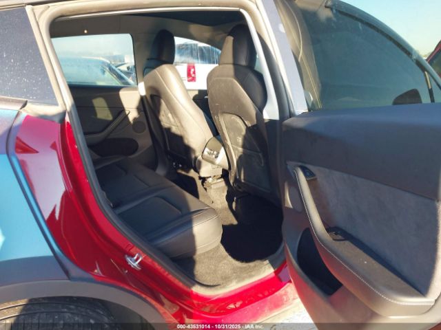 2024 TESLA MODEL Y 7SAYGDEE8RA232743 Photo 7