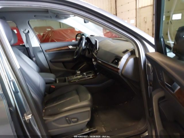 2018 AUDI Q5 WA1BNAFY4J2201638 Photo 4