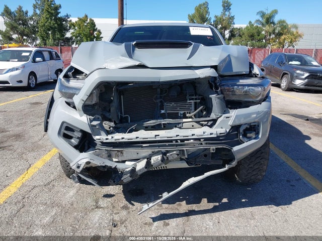 5TFCZ5AN0HX100208 Toyota Tacoma Trd Pro