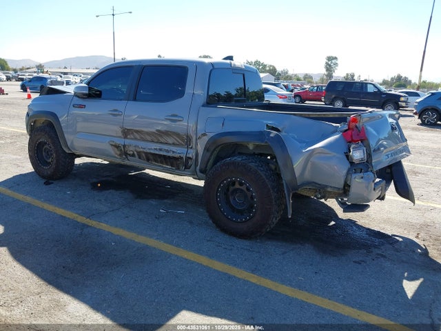 5TFCZ5AN0HX100208 Toyota Tacoma Trd Pro