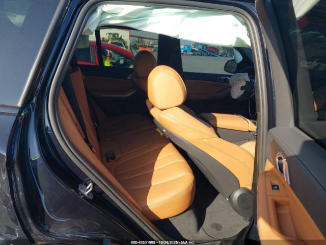 2022 BMW X5 5UXCR4C04N9N36537 Photo 7
